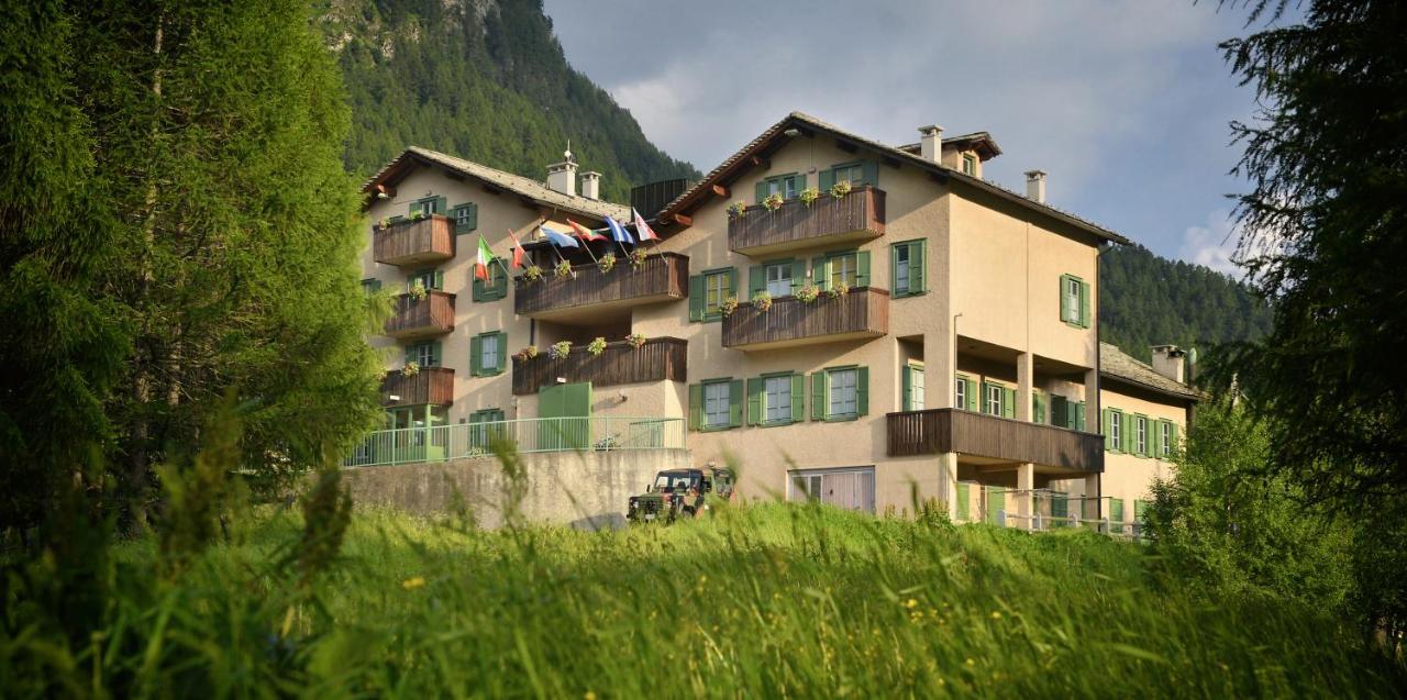 Albergo Casa Alpina San Luigi カンポドルチーノ エクステリア 写真