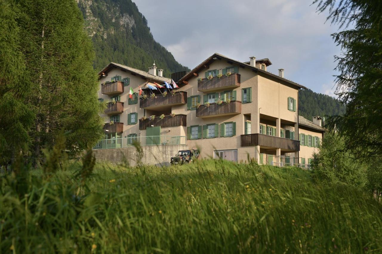 Albergo Casa Alpina San Luigi カンポドルチーノ エクステリア 写真